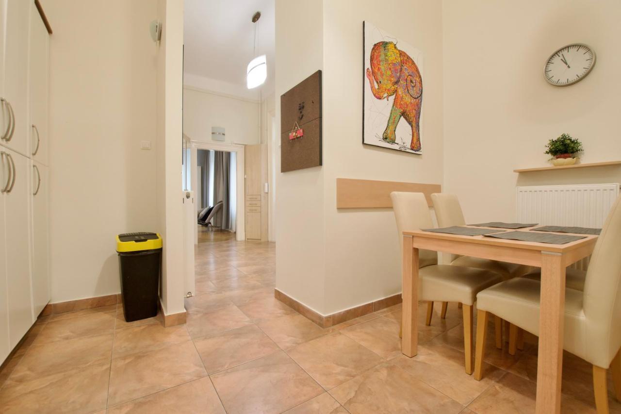 Standard Apartment By Hi5 - St. King Street 16. Budapest Exteriör bild
